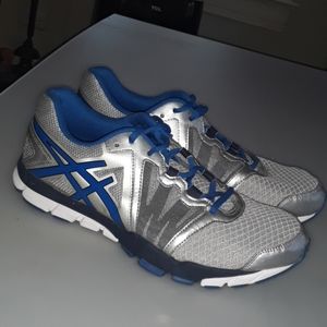New Asics Gel Running Shoes